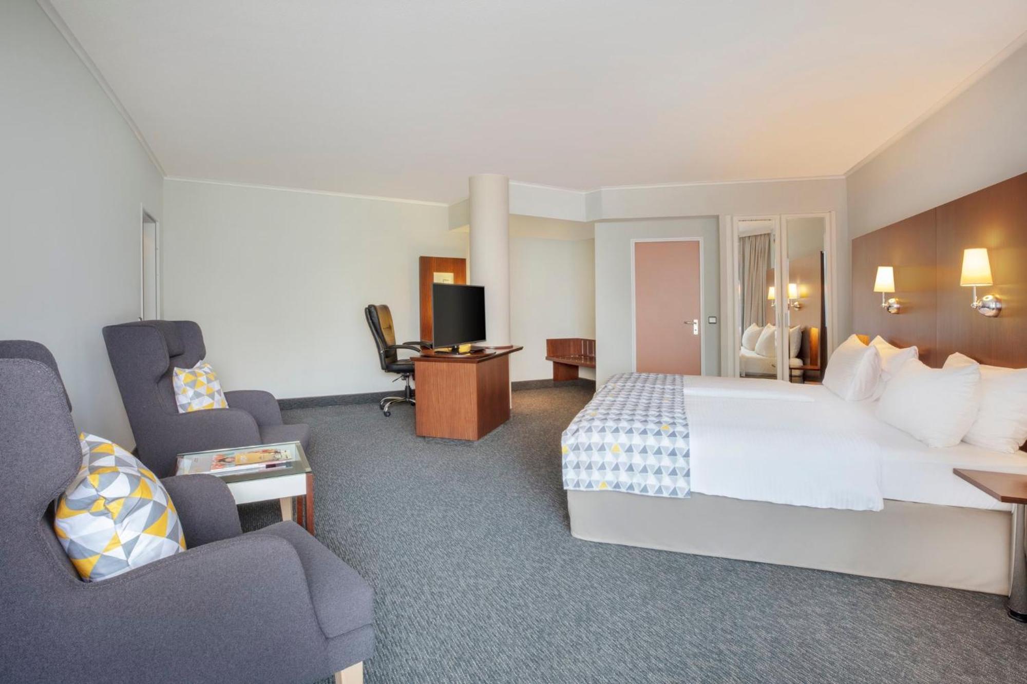Hotel Sud, An Ihg 4*